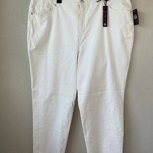 NWT Gloria Vanderbilt White Womens Jeans